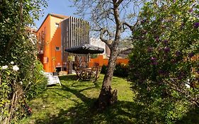 Peach Hostel&Suites