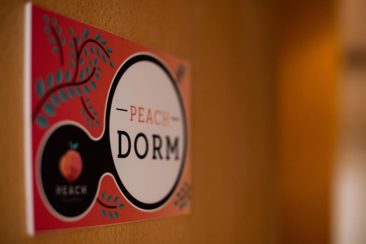Peach Hostel&Suites Porto Exterior foto