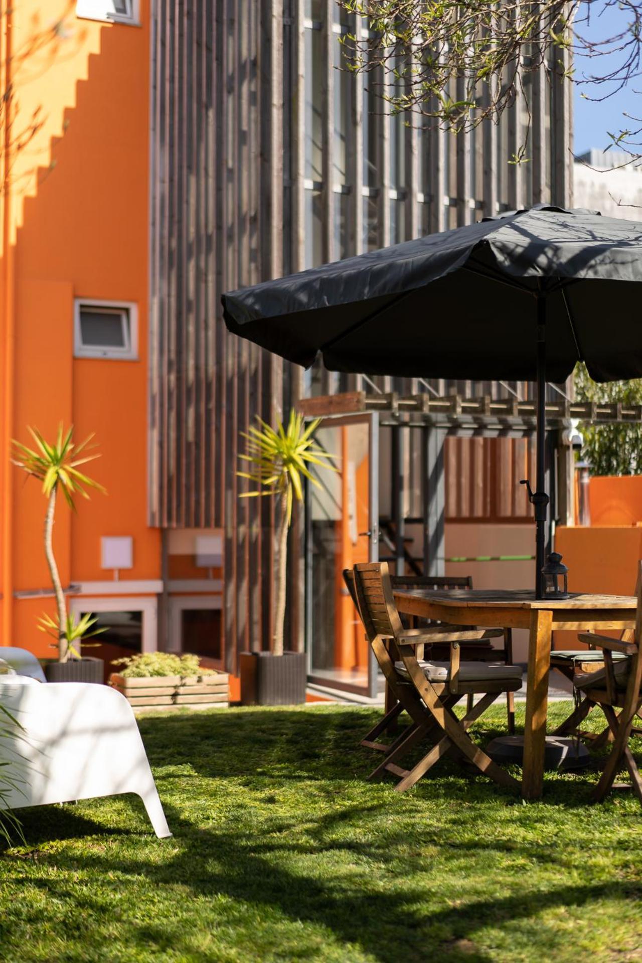 Peach Hostel&Suites Porto Exterior foto
